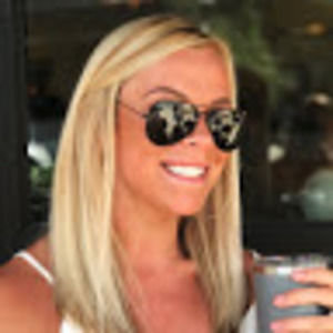 Meet your Posher, Corrinne